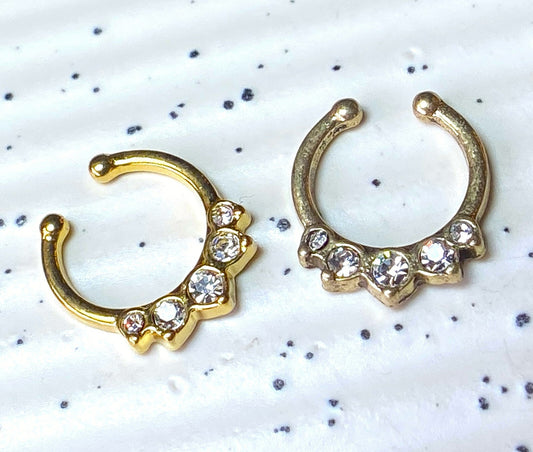 1pc 100% SURGICAL STEEL Non-Piercing Fake Septum Hanger 5 Crystal Gems Clip-on