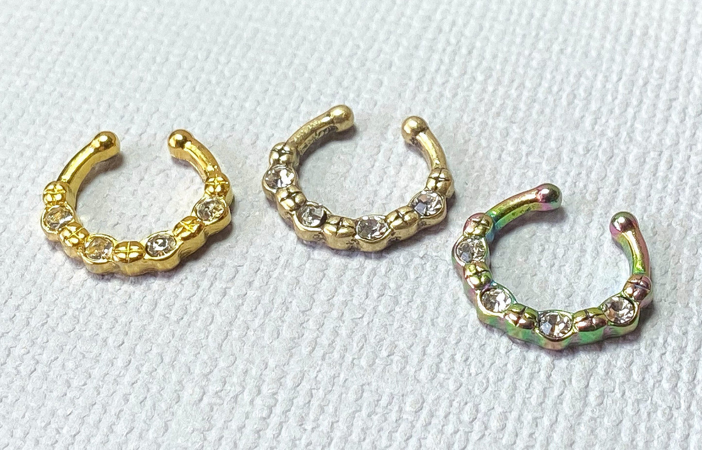 1pc 100% SURGICAL STEEL Non-Piercing Fake Septum Hanger 4 Crystal Gems Clip-on