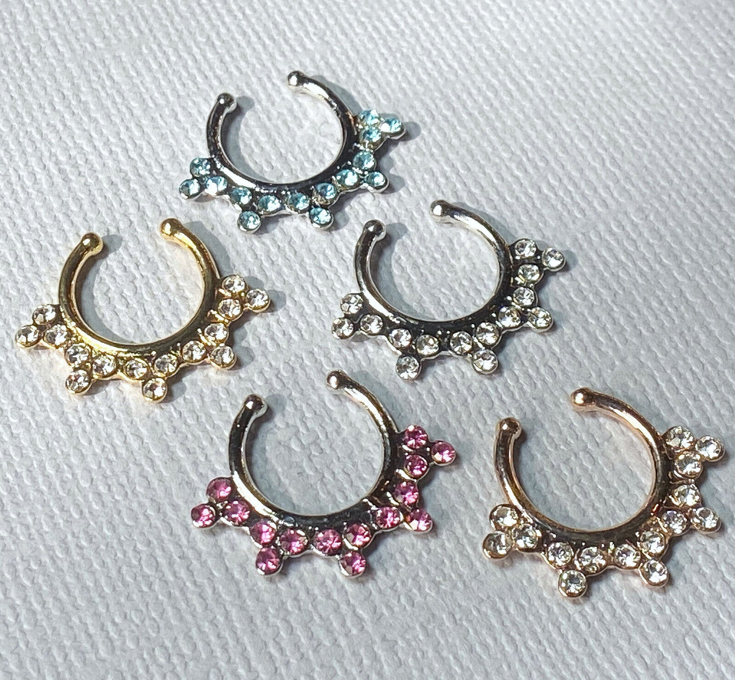 1pc Non-Piercing Snowflake Gem Septum Hanger Clip-On Fake Nose Ring Body Jewelry