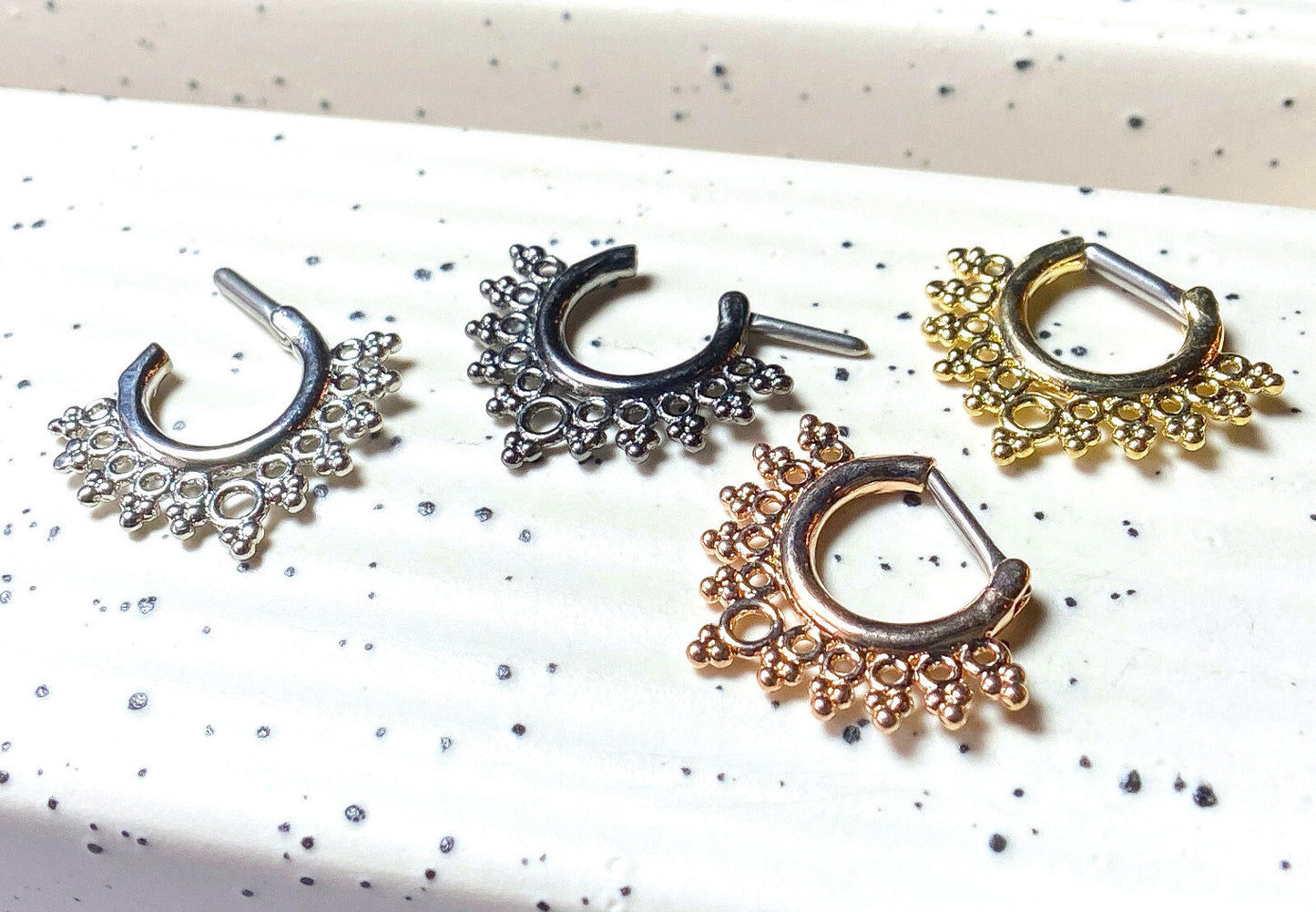 1pc Lacey Edge Design Septum Clicker 316L Surgical Steel 14g or 16g Nose Ring