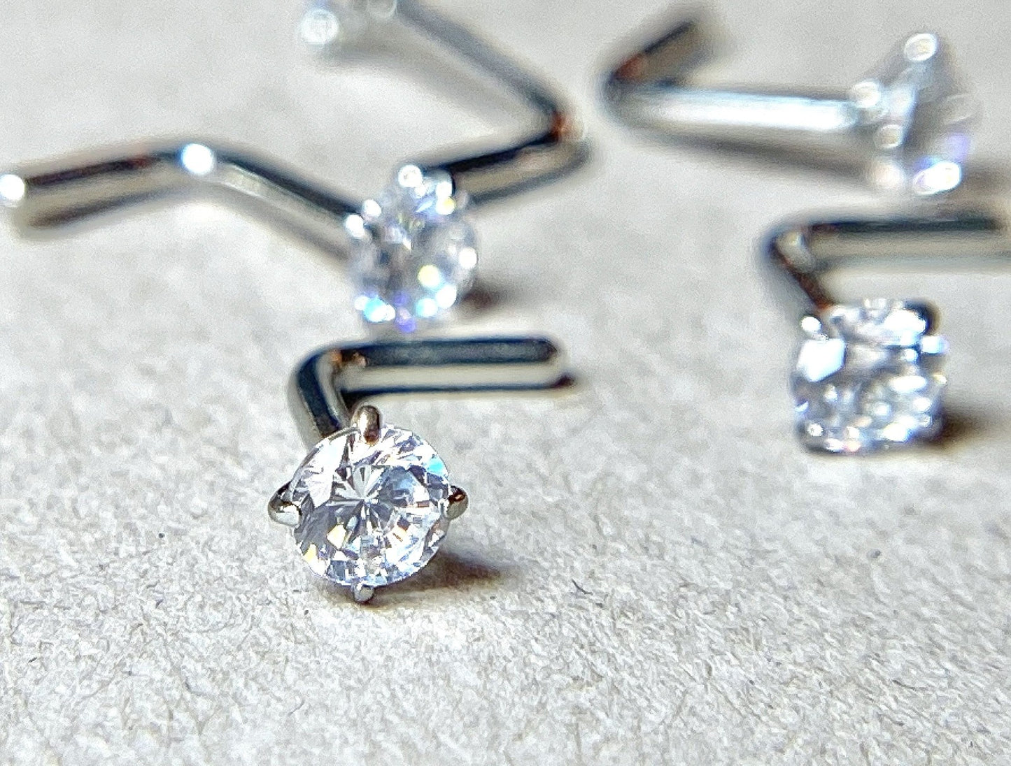 5pcs Prong Set CZ Gem L-Bend Nose Rings Screws Studs 316L Surgical Steel