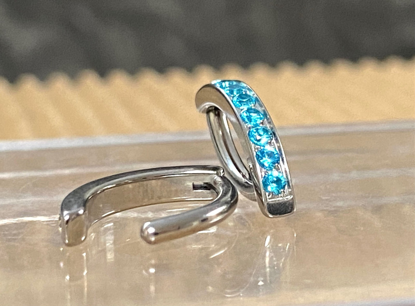 1pc Hinged Solid Titanium CNC Set Gem Hoop Clicker Belly Ring 14g Curved Barbell