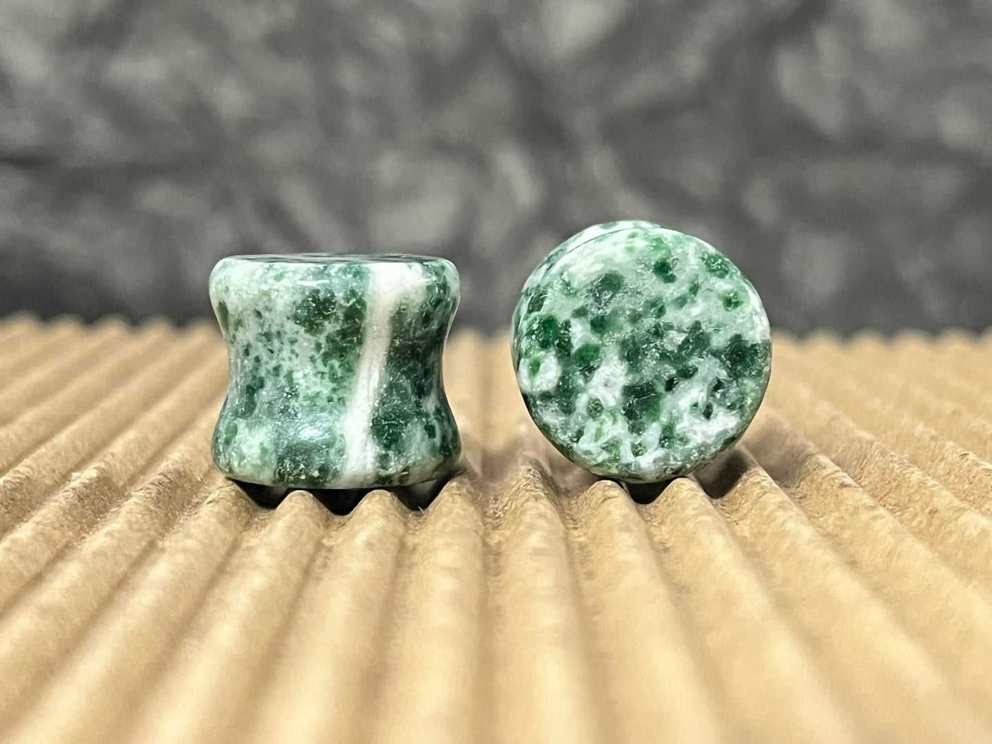 PAIR Qinghai Jade Stone Double Flare Plugs Organic Tunnels Gauges Body Jewelry