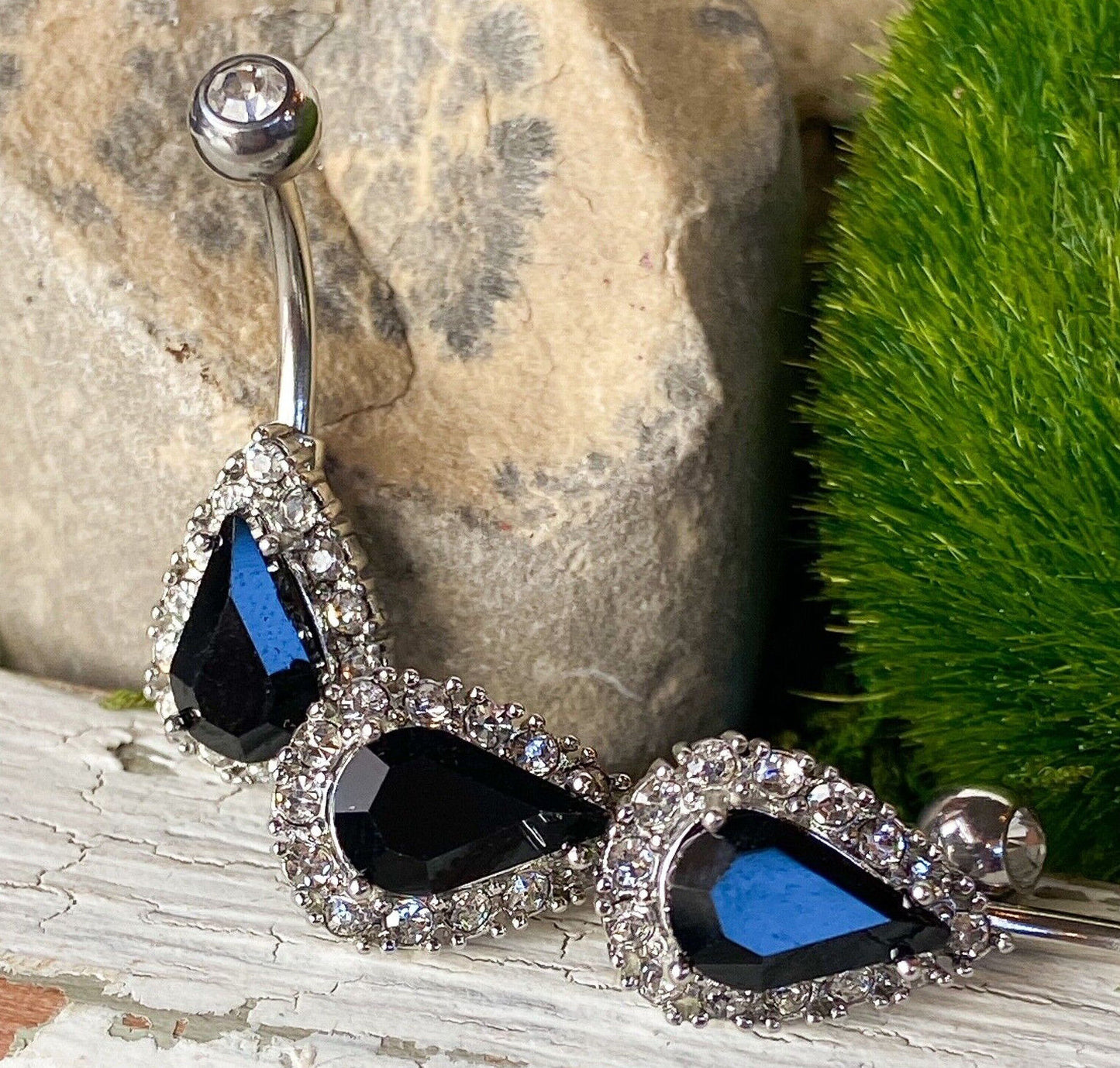 1pc Tear Drop CZ Paved Prong Set Belly Pierced Navel Naval Ring