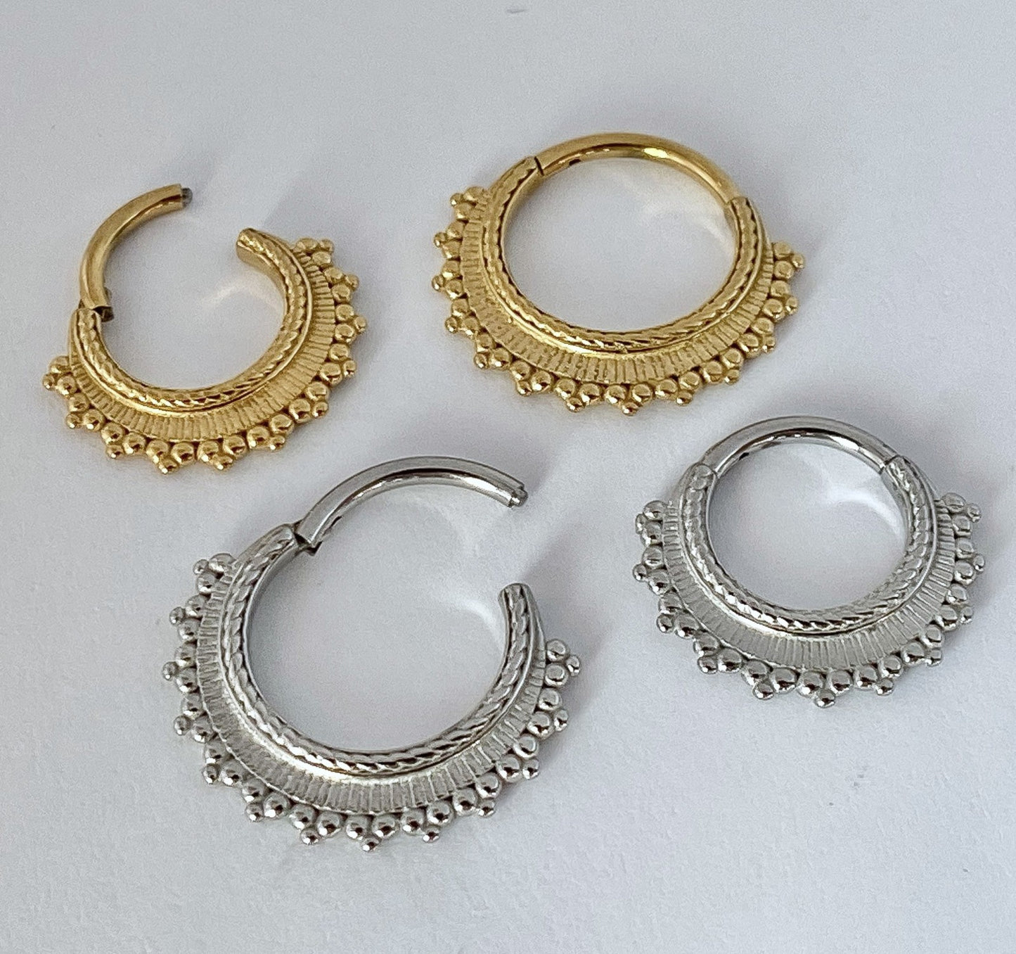 1pc Ball Cluster Wide Fan Hinged Segment Ring Helix Septum Clicker Body Jewelry