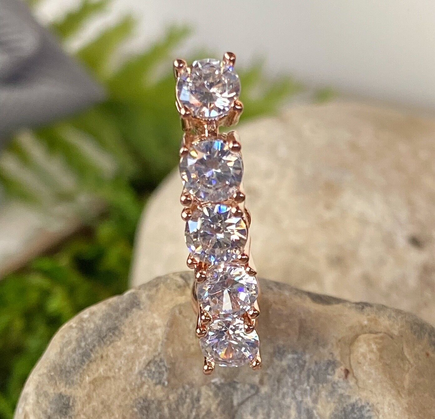 1pc Five CZ Gem Vertical Drop Belly Ring Reverse Navel Top Down Naval