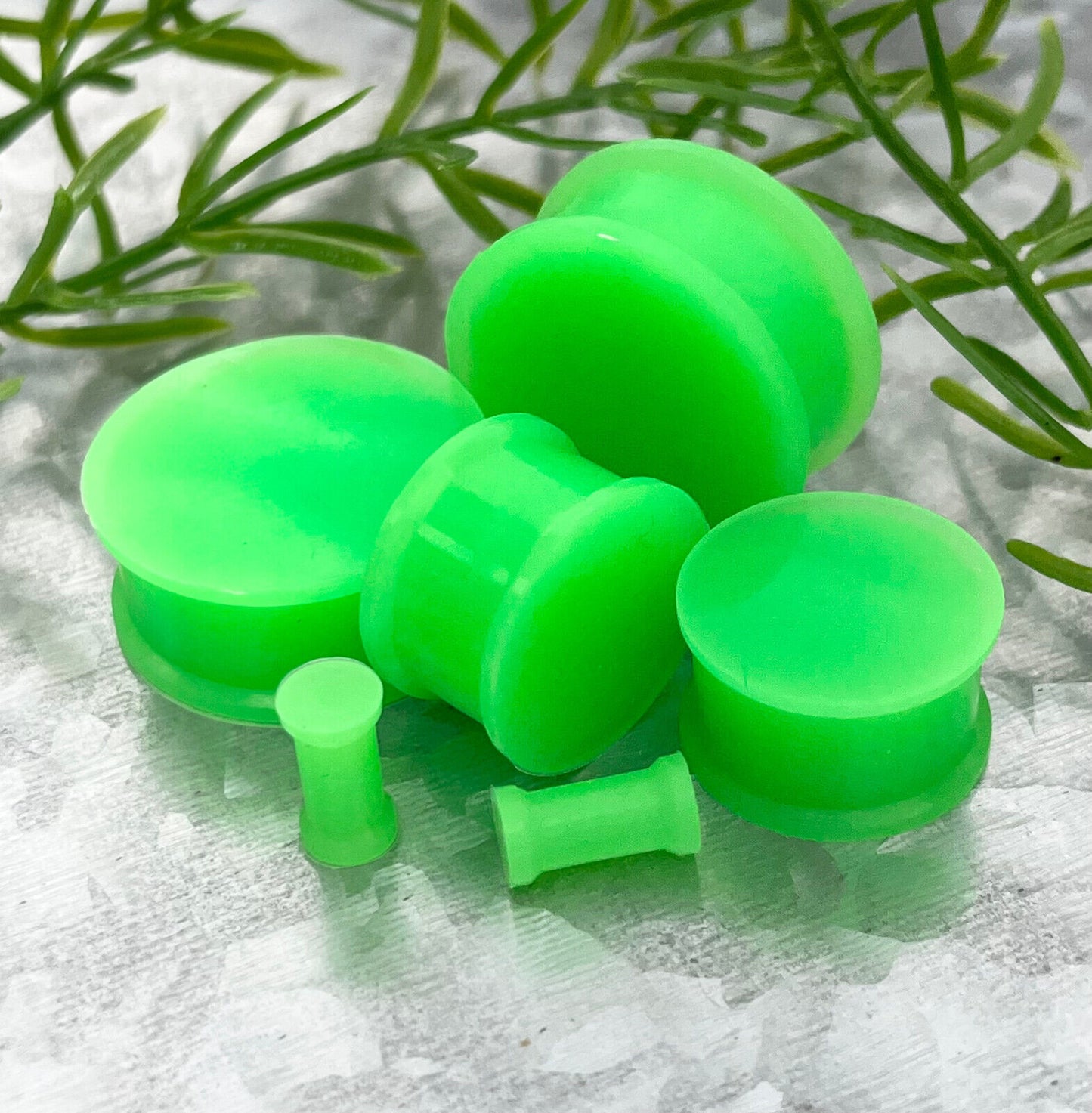 PAIR Solid Silicone Plugs Earlets Gauges 8g 6g 4g 2g 0g 00g + large sizes to 2"