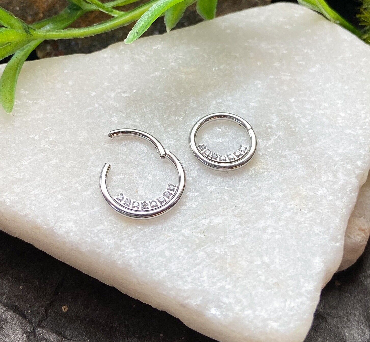 1pc Inner CNC Gems Hinged Segment Ring 16g Septum Clicker 316L Surgical Steel