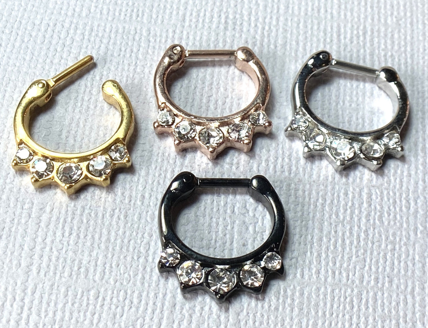 1pc 100% SURGICAL STEEL Five Crystal Gem Septum Clicker Nose Ring 16g Gold Black