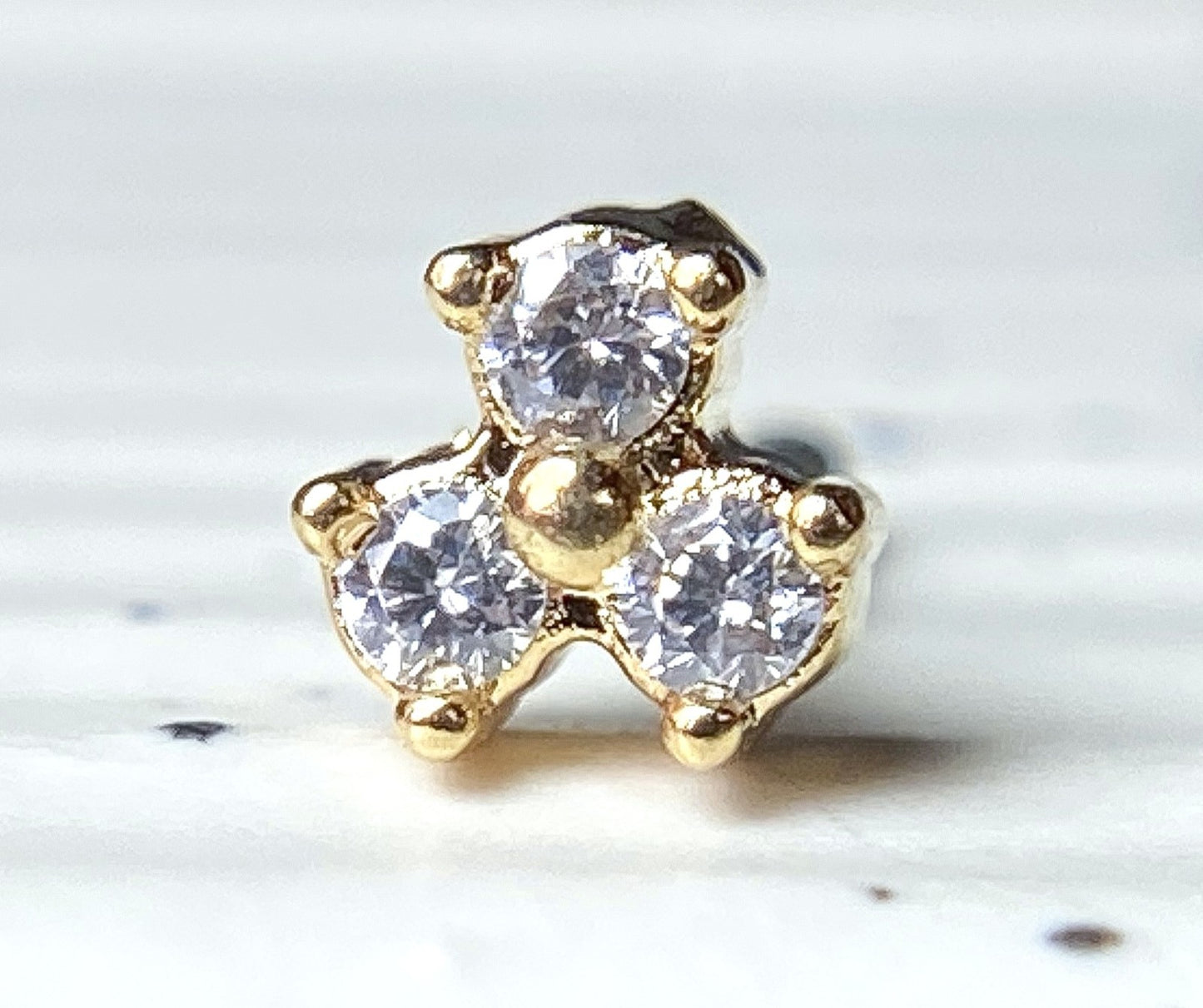 1pc Three CZ Gem Trinity Top 20g Nose Ring Stud Triangle 316L Surgical Steel