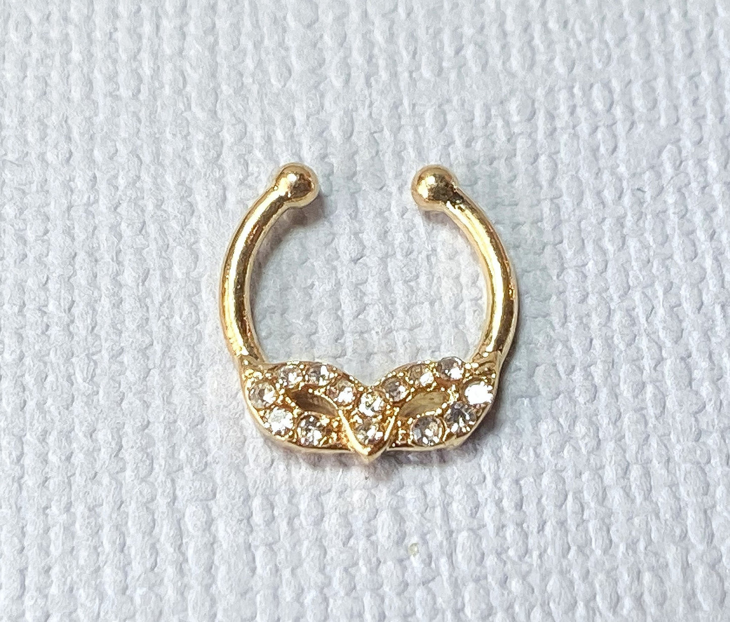 1pc Non-Piercing Masquerade Mask Septum Hanger Clip-On Fake Nose Ring CZ Gem