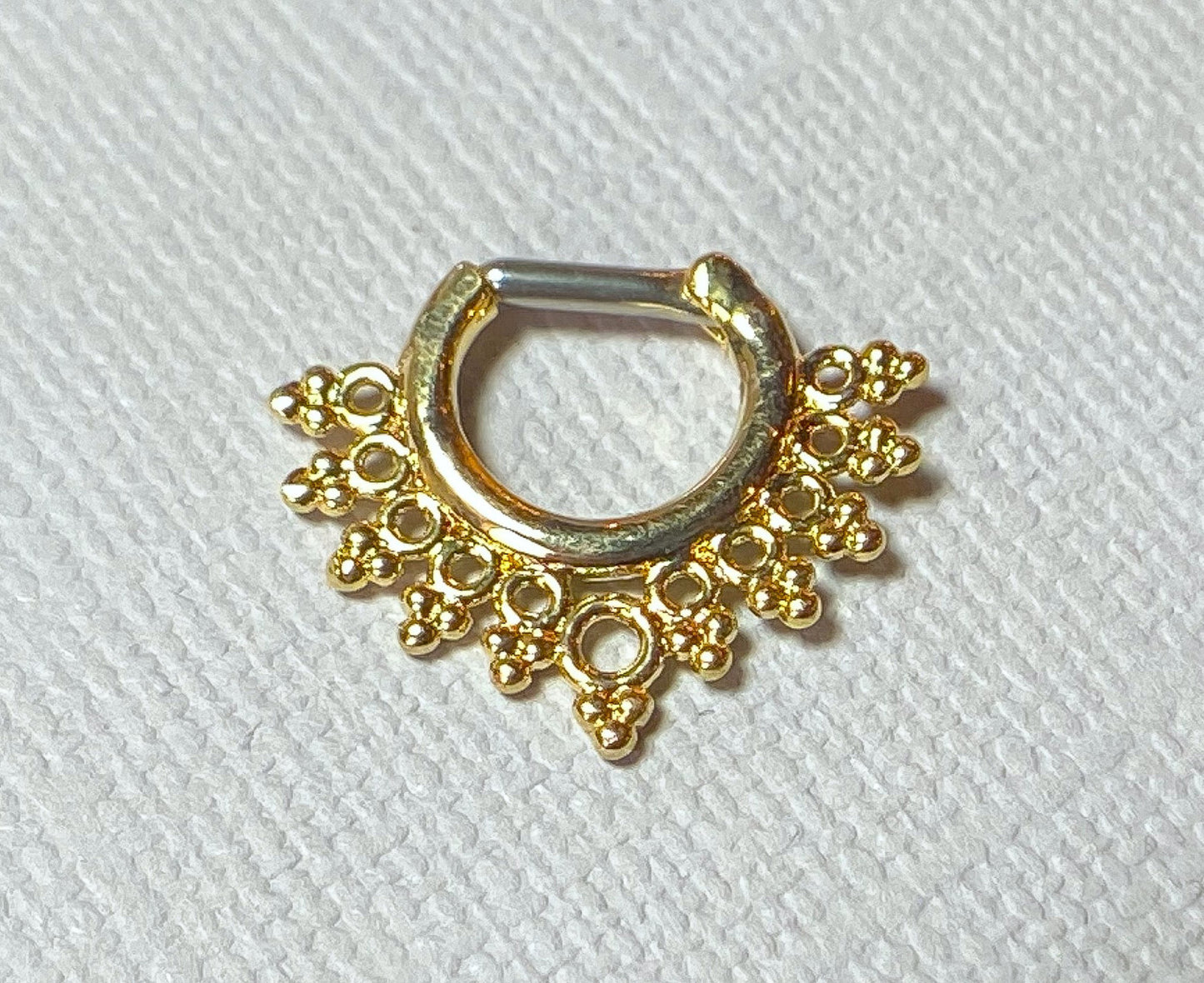 1pc Lacey Edge Design Septum Clicker 316L Surgical Steel 14g or 16g Nose Ring