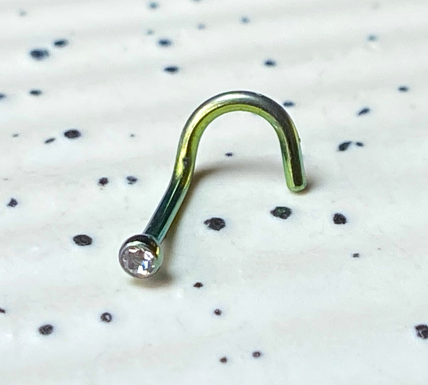 1pc Press-Fit Clear Gem Titanium Plated 316L Surgical Steel Nose Screw Ring