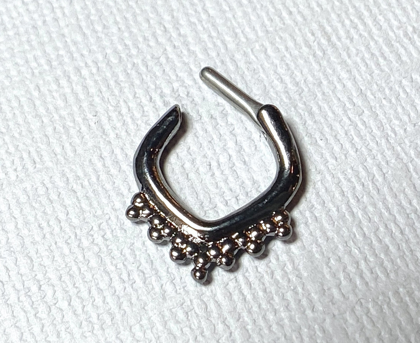 1pc Beaded Trim Septum Clicker 316L Surgical Steel 14g or 16g Nose Ring