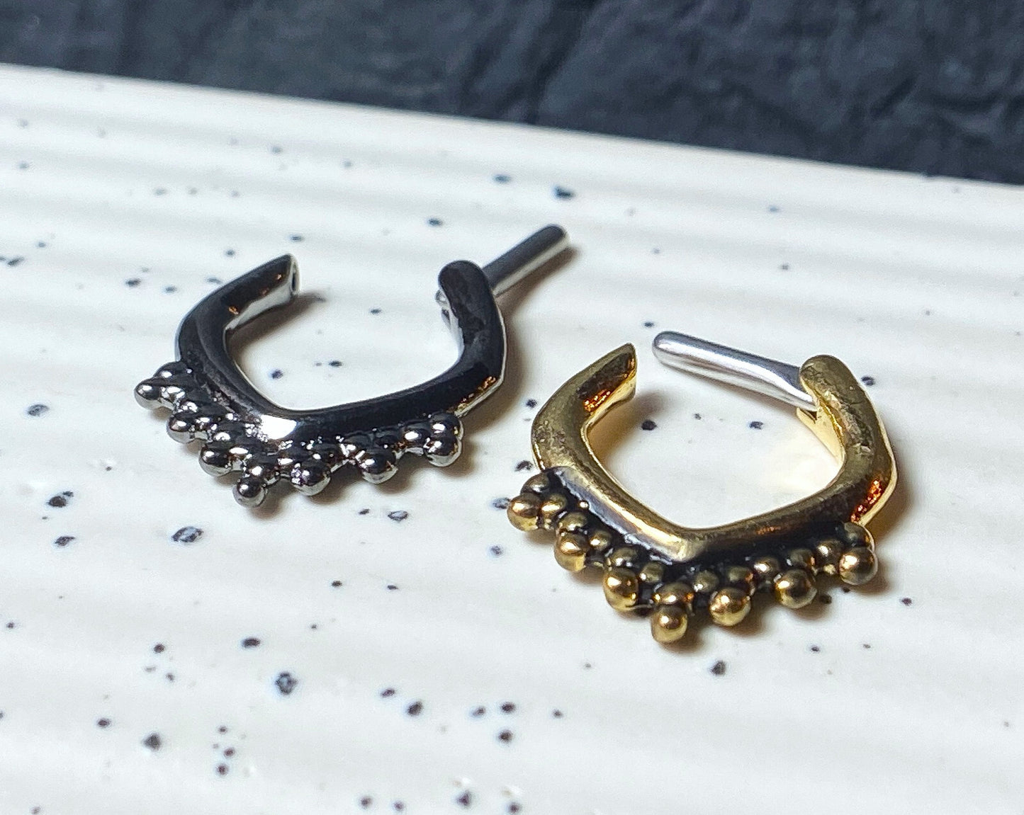 1pc Beaded Trim Septum Clicker 316L Surgical Steel 14g or 16g Nose Ring
