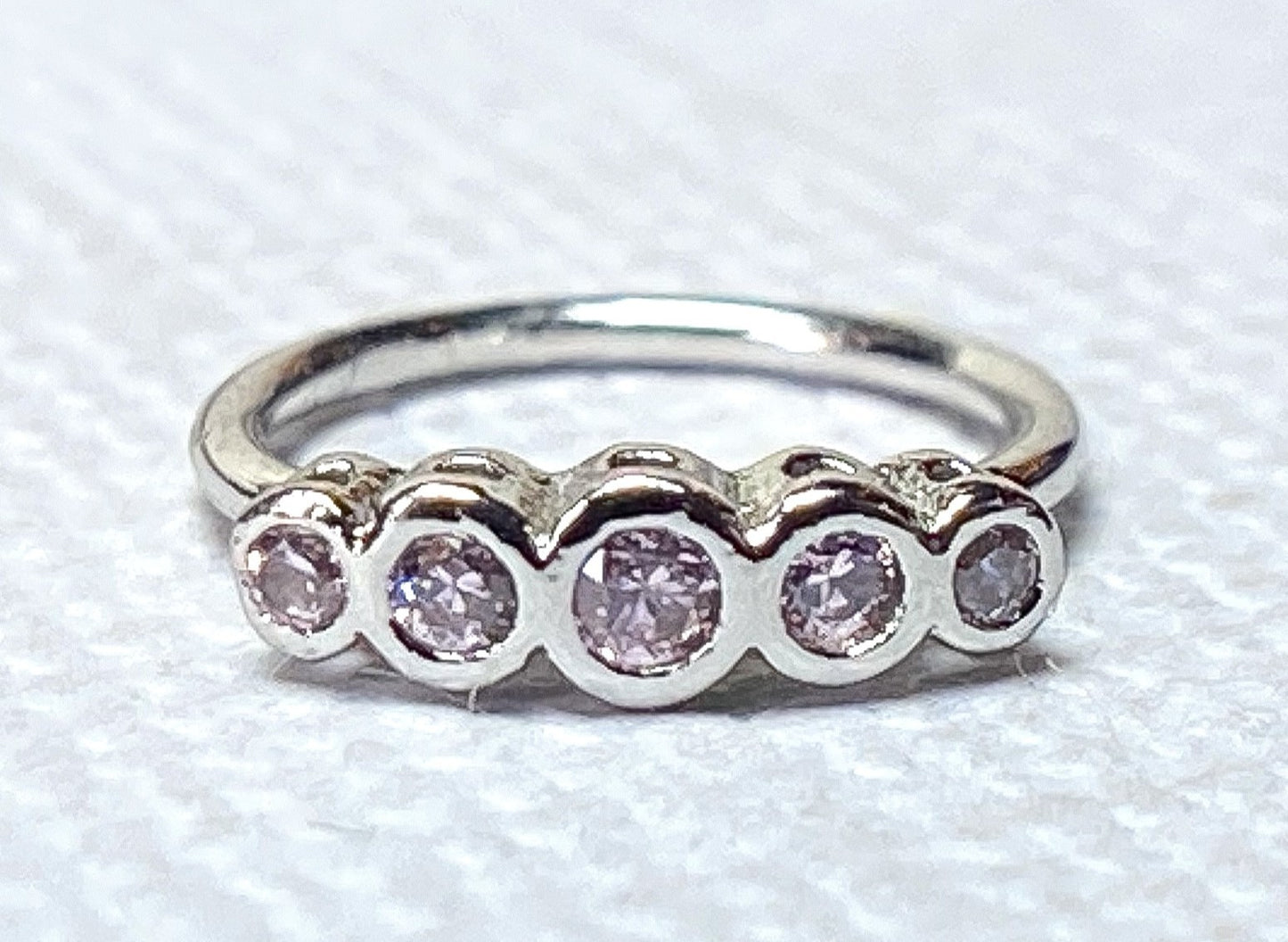1pc Bendable Nose Hoop / Cartilage Ring Five Bezel Set CZ Gems for Rook, Daith
