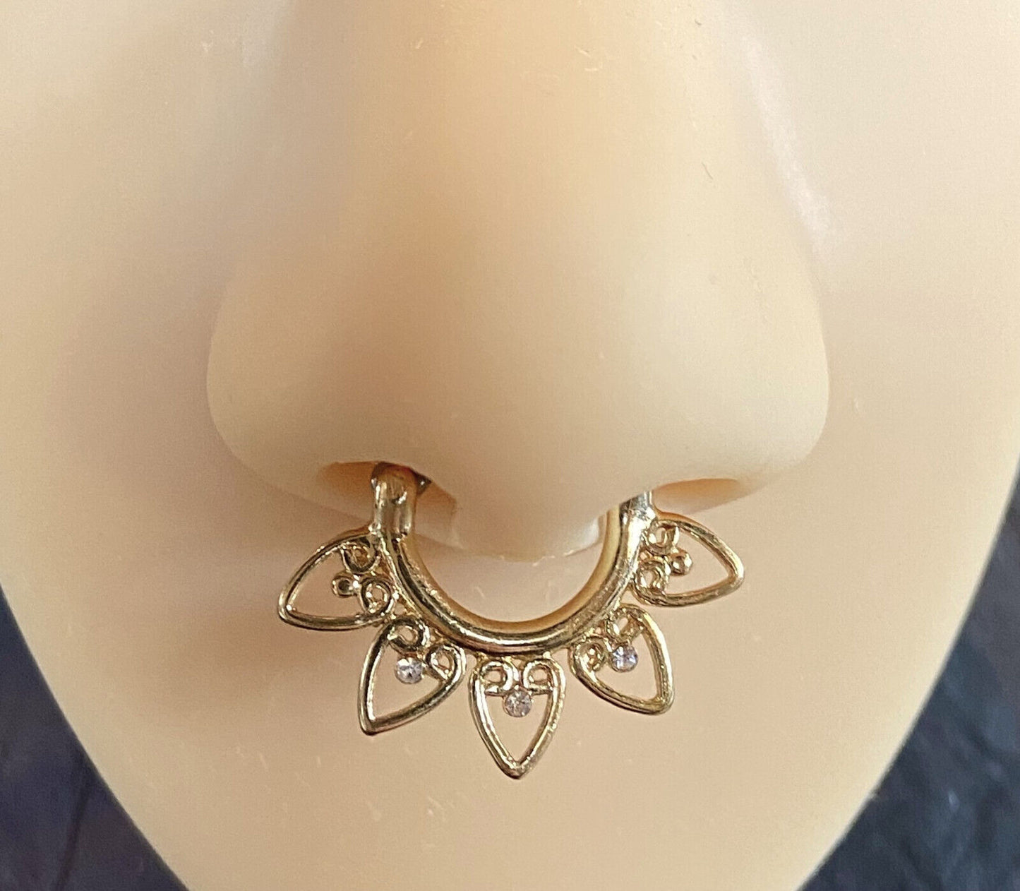 1pc Single Tribal Fan Septum Clicker 316L Surgical Steel 16g Nose Ring