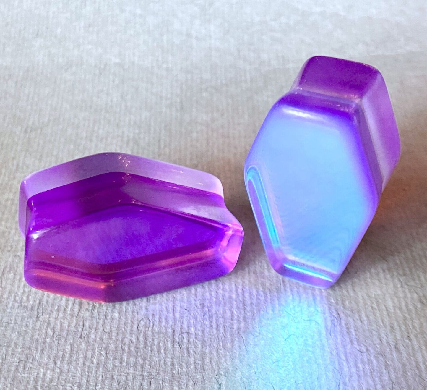 PAIR Mermaid Iridescent Glass Coffin Shaped Double Flare Plugs Gauges