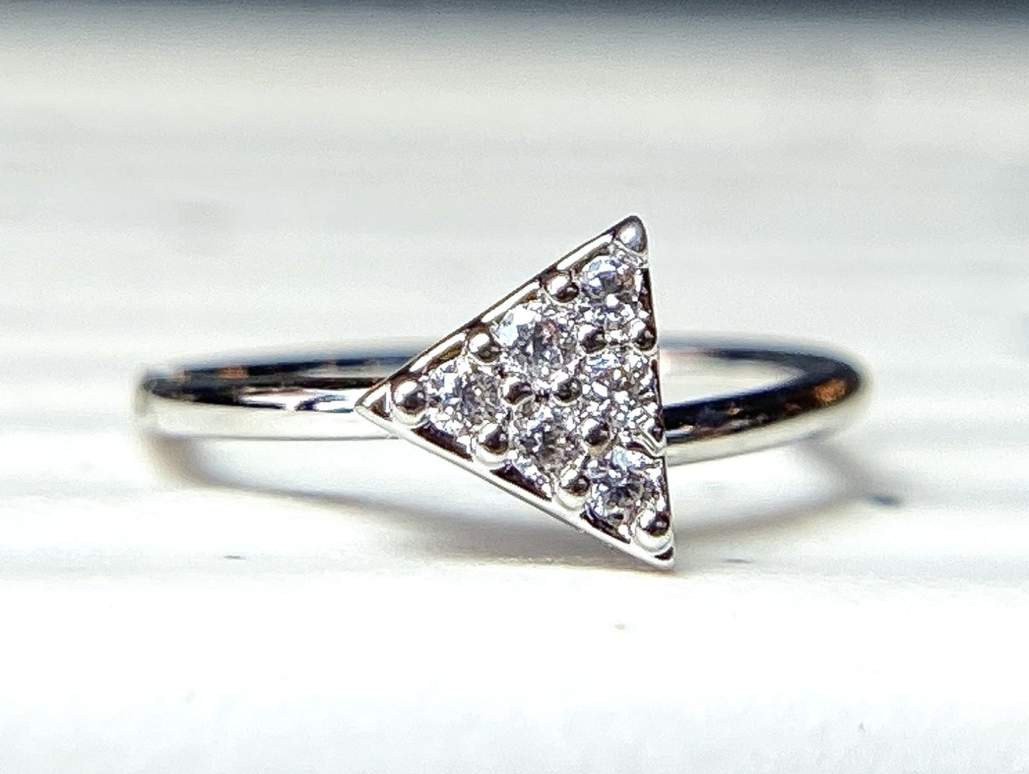1pc Bendable Hoop / Cartilage Ring CNC Set CZ Gem Triangle for Nose, Rook, Daith