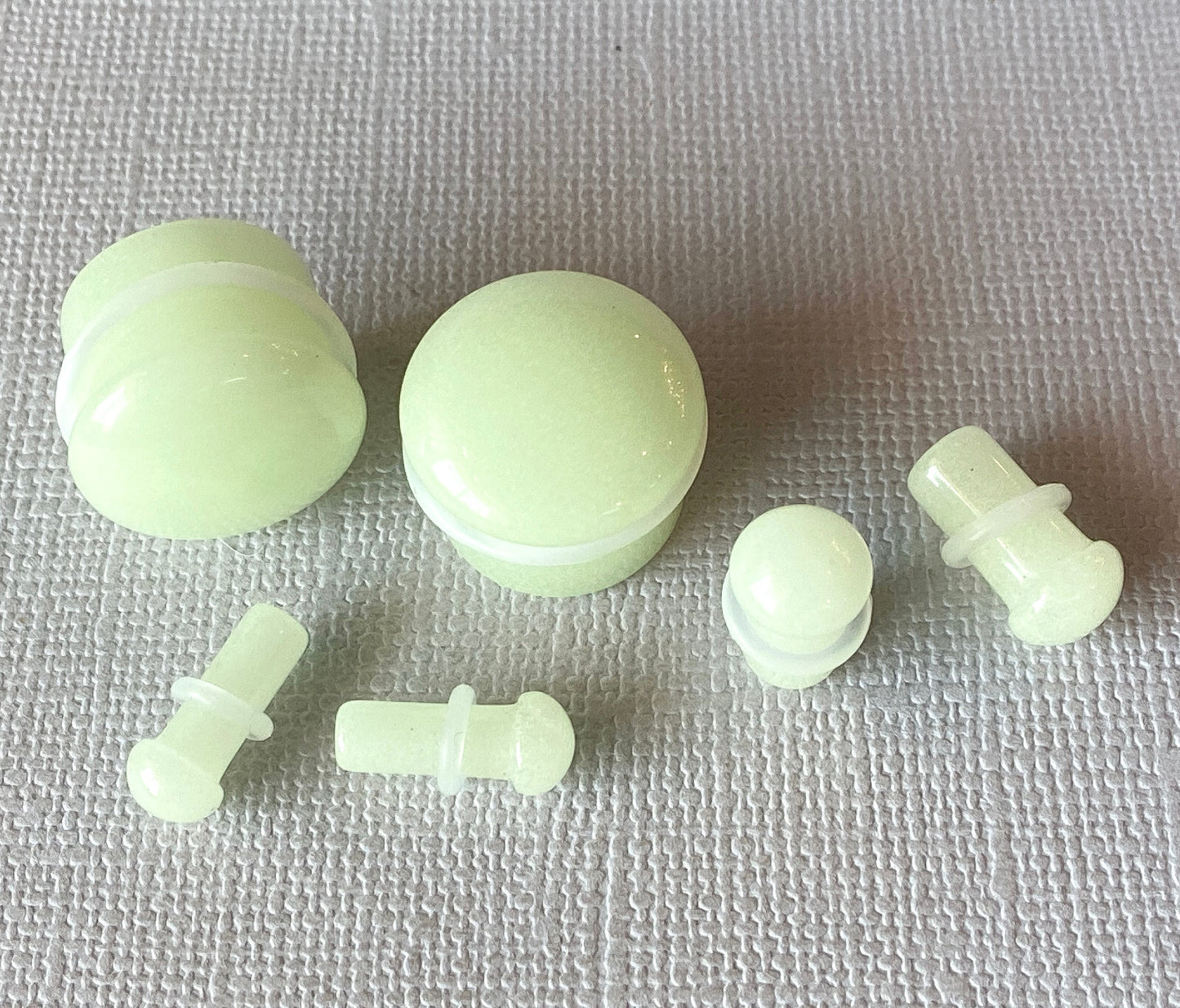 PAIR Glow in the Dark Stone Tunnels Single Flare Plugs Earlets Gauges