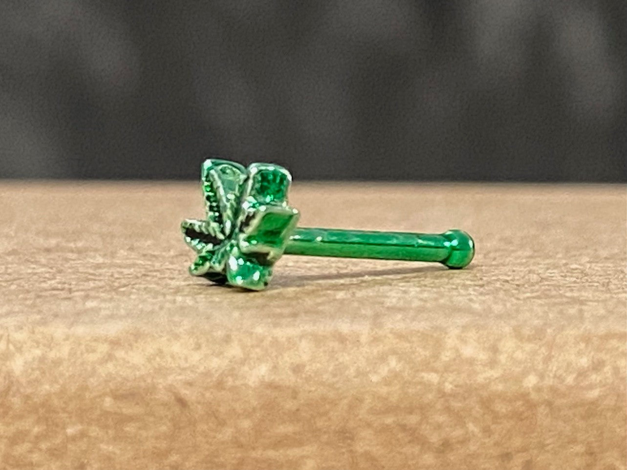 1pc Marijuana Leaf Top 20g L-Bend or Stud Nose Ring Surgical Steel Pot Jewelry