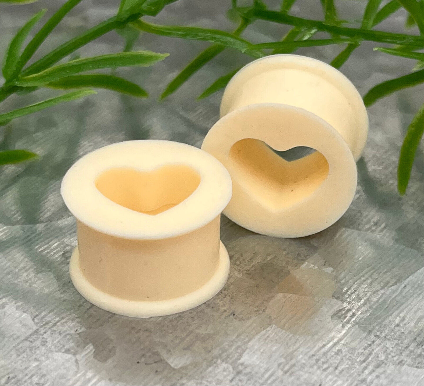 PAIR Heart Silicone Tunnels Plugs Earlets Gauges Body Jewelry