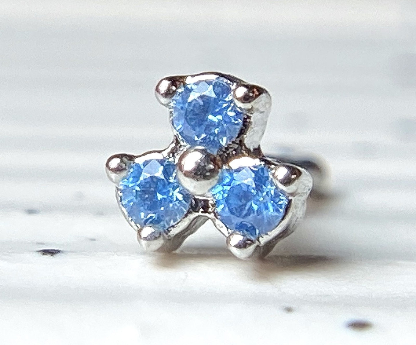 1pc Three CZ Gem Trinity Top 20g Nose Ring Stud Triangle 316L Surgical Steel