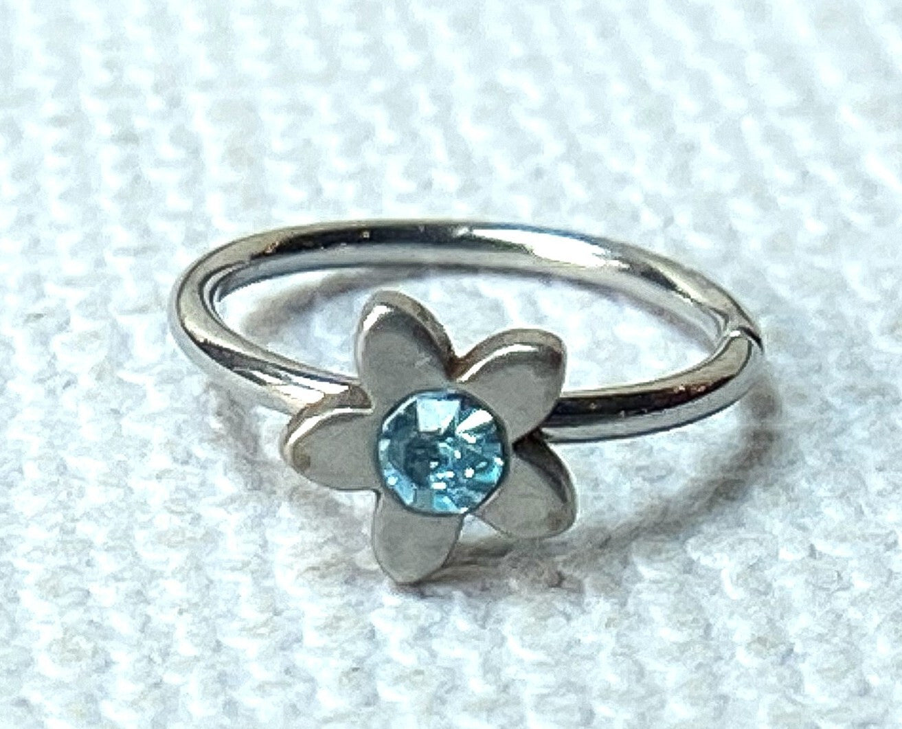 1pc Crystal Gem Flower Nose Hoop / Cartilage Ring Rook Daith Helix Tragus