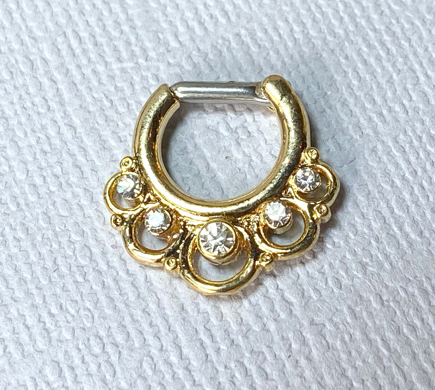1pc Floral Round w/Gems Septum Clicker 316L Surgical Steel 14g or 16g Nose Ring