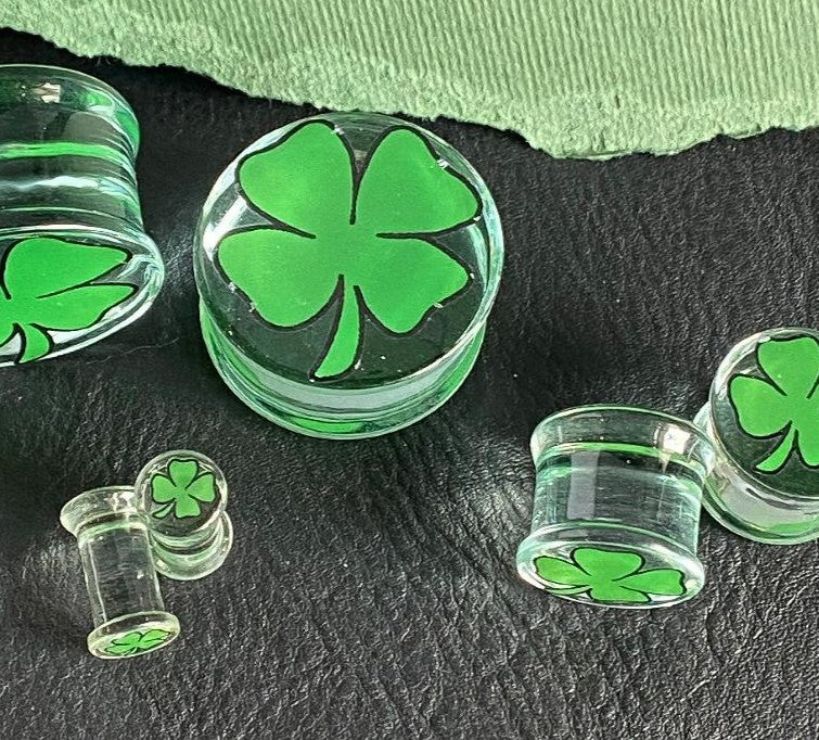 PAIR Green Shamrock Clover Glass Double Flare Plugs Gauges Tunnels Body Jewelry