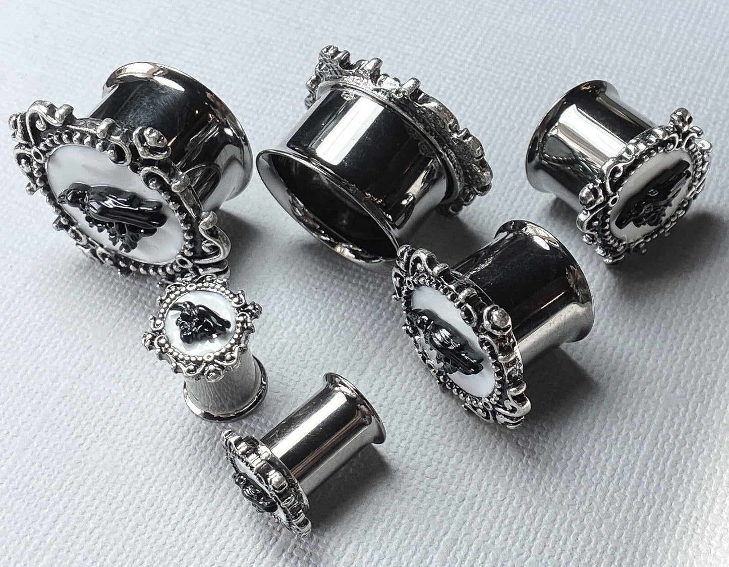 PAIR Poe the Raven Vintage Frame Steel Double Flare Tunnels Plugs Earlet Gauges