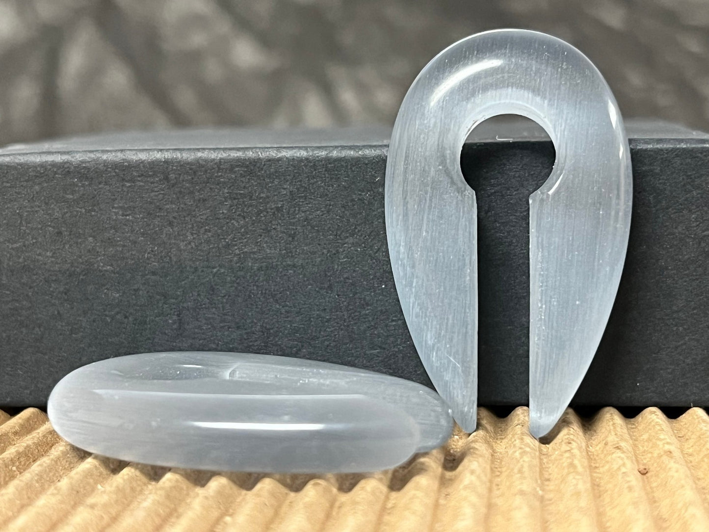 PAIR Grey Cat Eye Keyhole Hanger Ear Weight Plug Gauge Tunnel Gray Stone Gauges