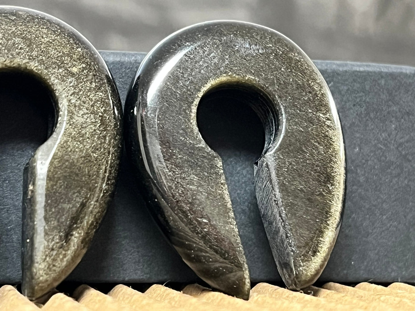 PAIR Gold Obsidian Keyhole Hanger Ear Weight Plug Gauge Tunnel Stone Gauges
