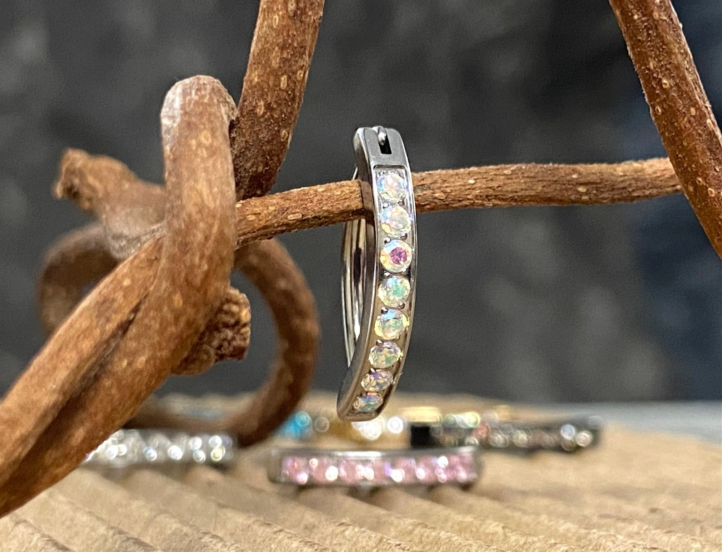1pc Hinged Solid Titanium CNC Set Gem Hoop Clicker Belly Ring 14g Curved Barbell