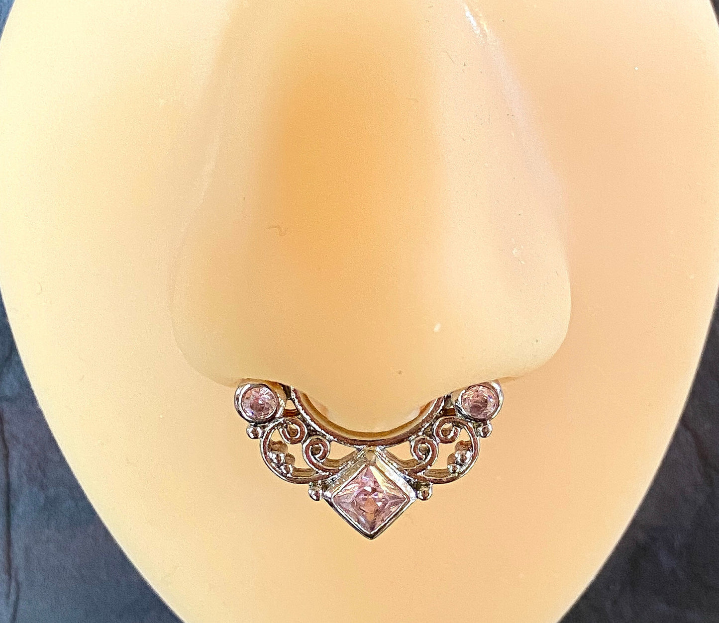 1pc Non-Piercing Lace Swirl Septum Hanger Clip-On Fake Nose Ring Body Jewelry