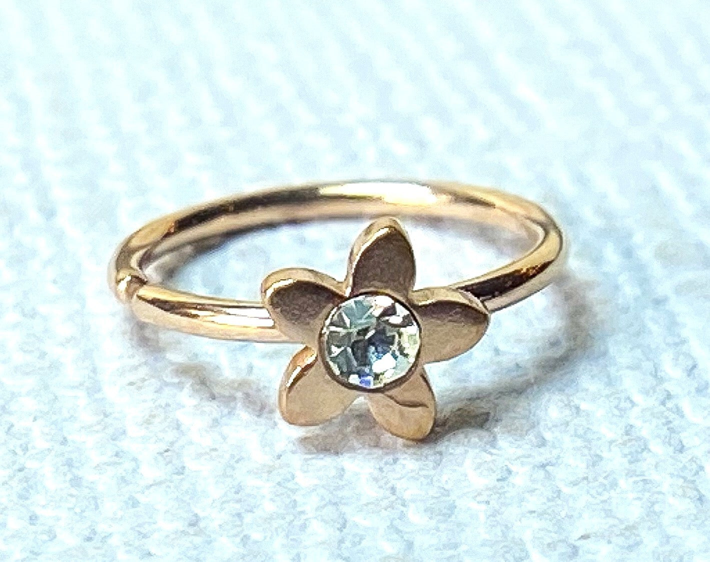 1pc Crystal Gem Flower Nose Hoop / Cartilage Ring Rook Daith Helix Tragus