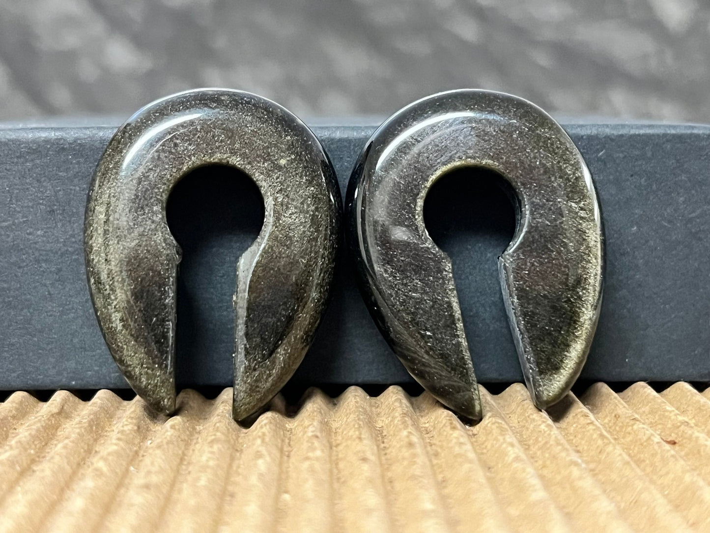 PAIR Gold Obsidian Keyhole Hanger Ear Weight Plug Gauge Tunnel Stone Gauges