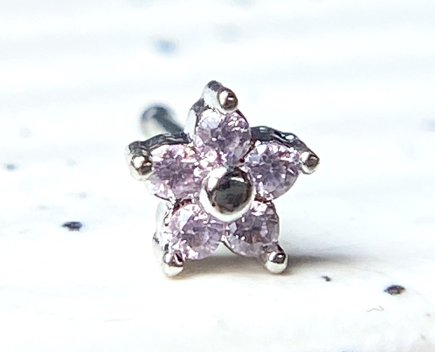 1pc Five CZ Gem Flower Top Nose Ring Bone Stud 20g 316L Surgical Steel