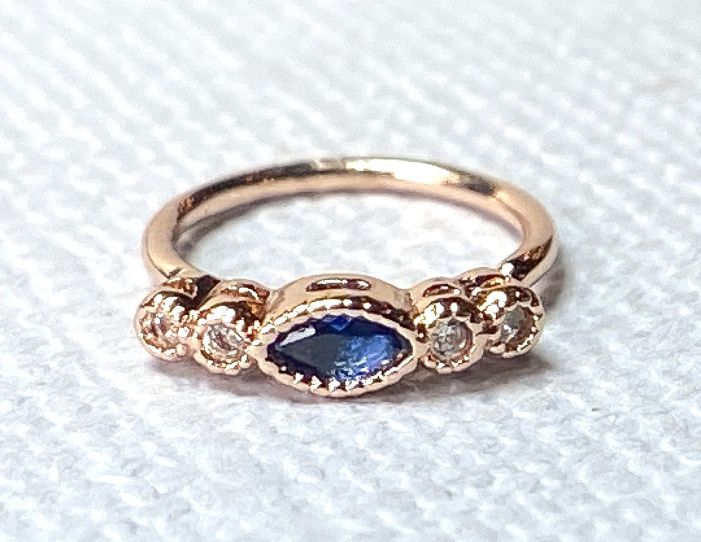 1pc Bendable Nose Hoop / Cartilage Ring Blue Marquise CZ Gem for Rook, Daith