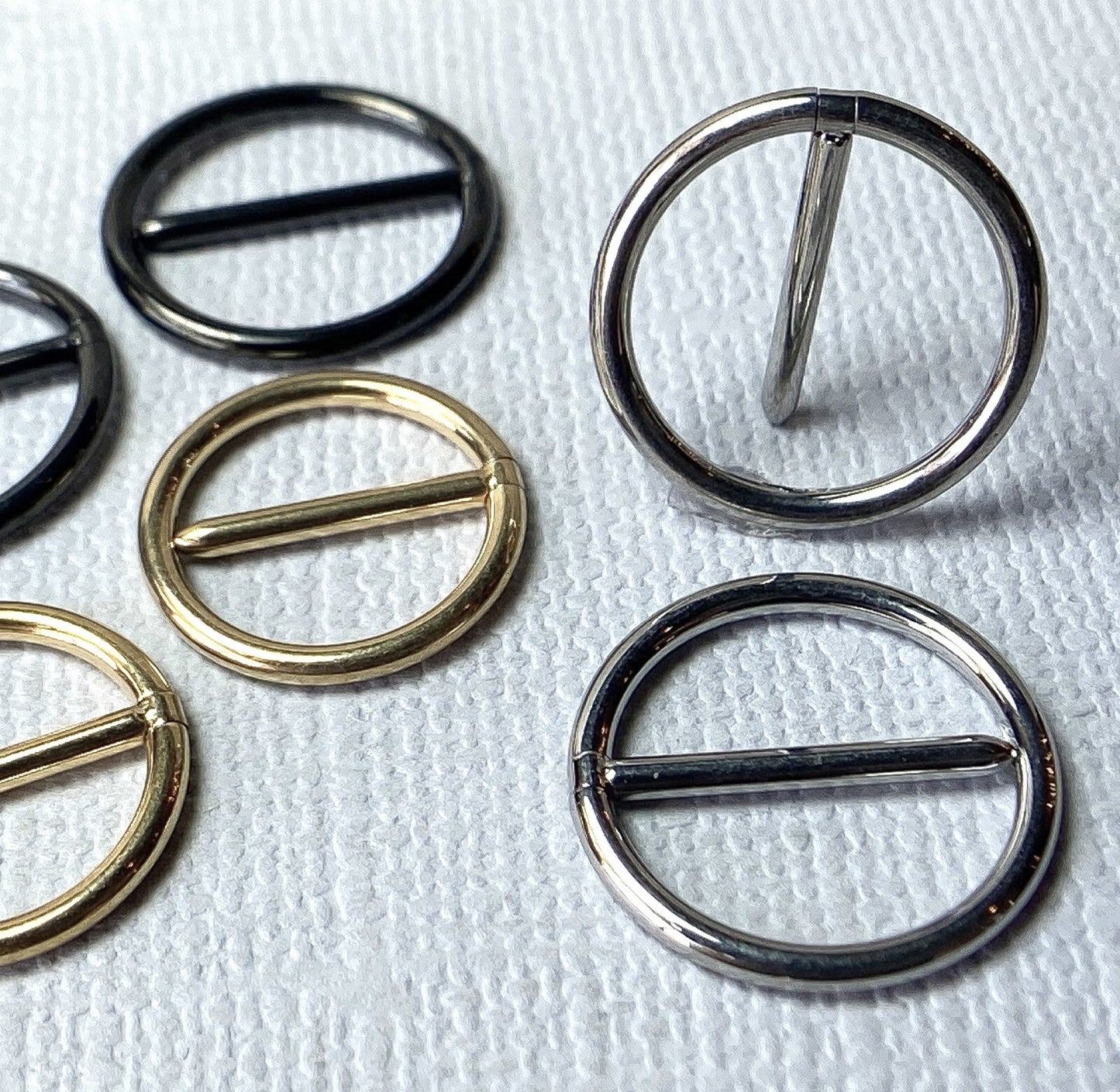 PAIR Nipple Hoop Swinging Bar Clicker Rings ASTM F136 Implant-Grade Titanium Jewelry