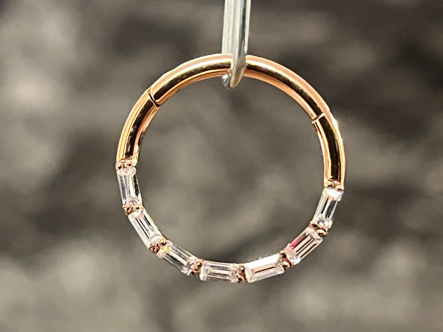 1 Piece of Beautiful Baguette Gem Hinged Segment Ring - 16g - 8mm or 10mm Internal Diameter