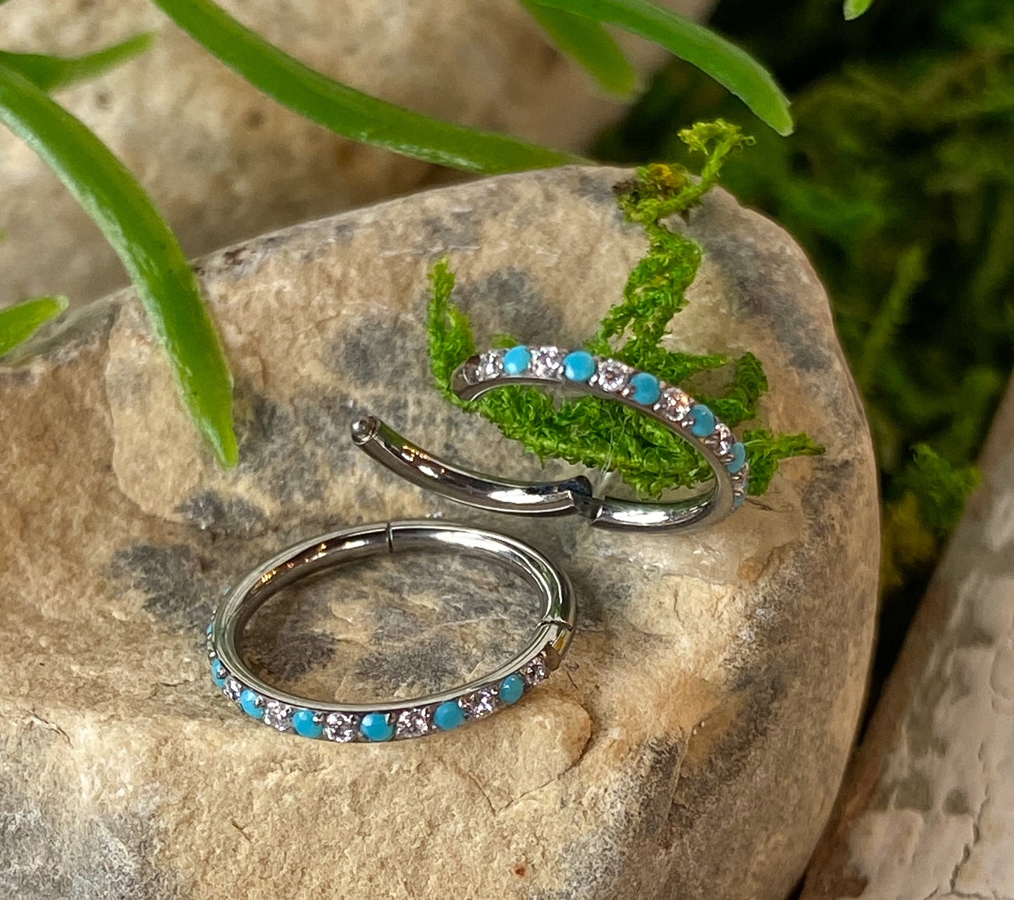 1pc Titanium Hinged Segment Ring Outer Turquoise & Gems Septum Hoop Helix Daith