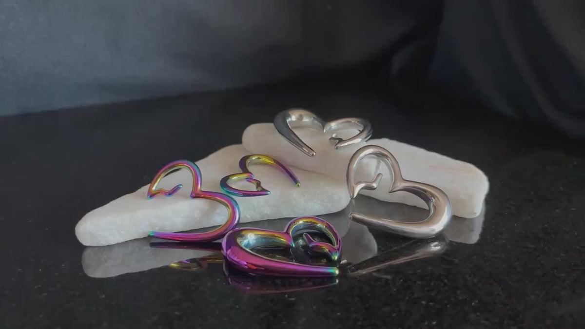 PAIR of Unique Surgical Steel Heart Breaker Tapers 8mm (0g) ONLY!!!!!!!!!!!!!!!!!