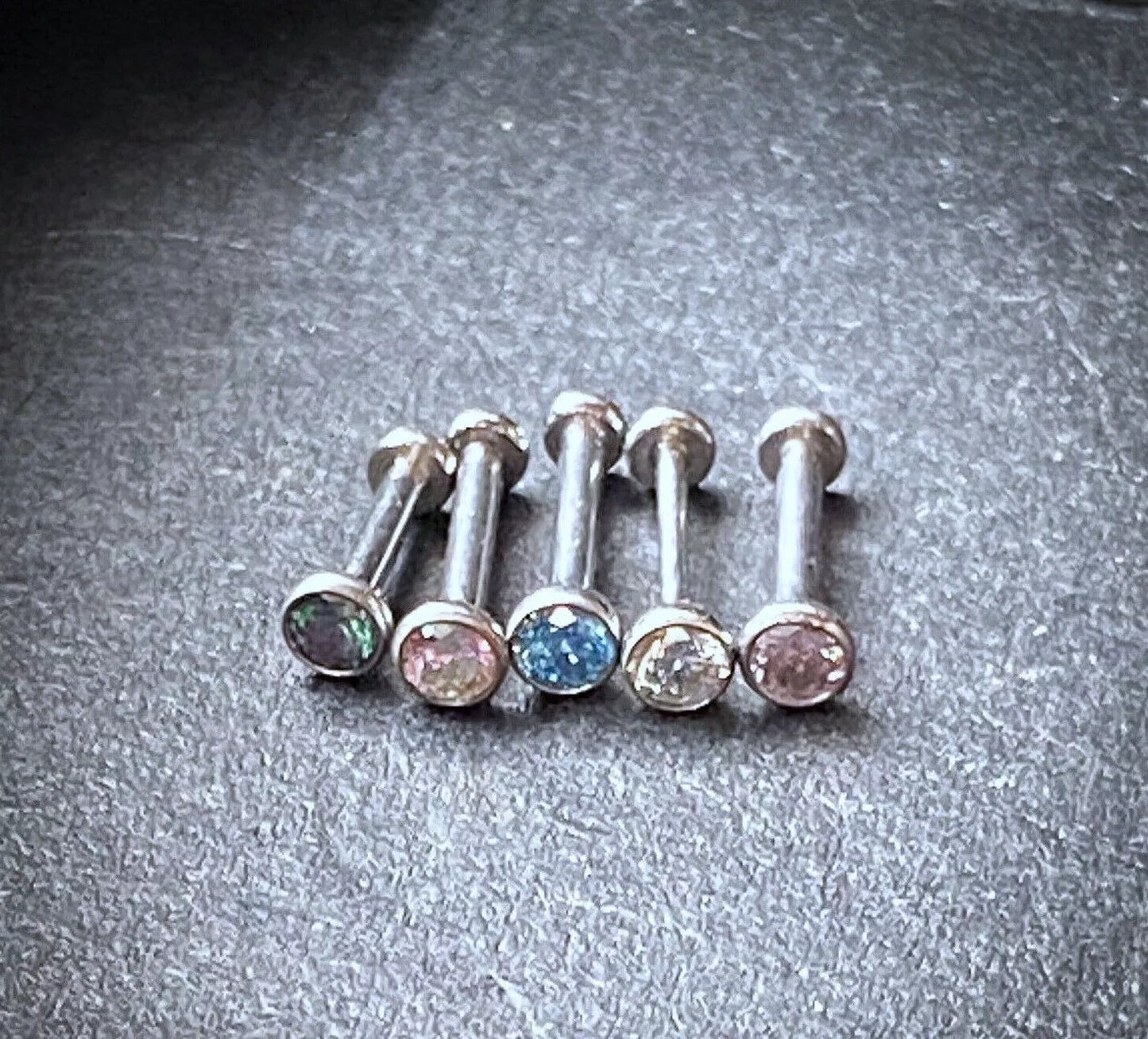 1pc Titanium Push In Bezel Gem Labret Threadless Stud Lip Ring Helix Cartilage