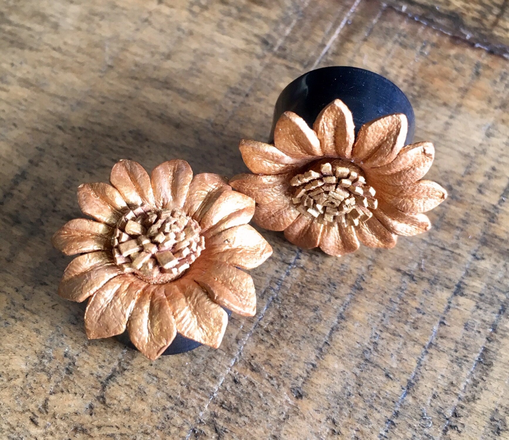 PAIR of Beautiful Gold Leather Flower & Organic Horn Plugs - Gauges 0g (8mm) up to 5/8" (16mm) available!