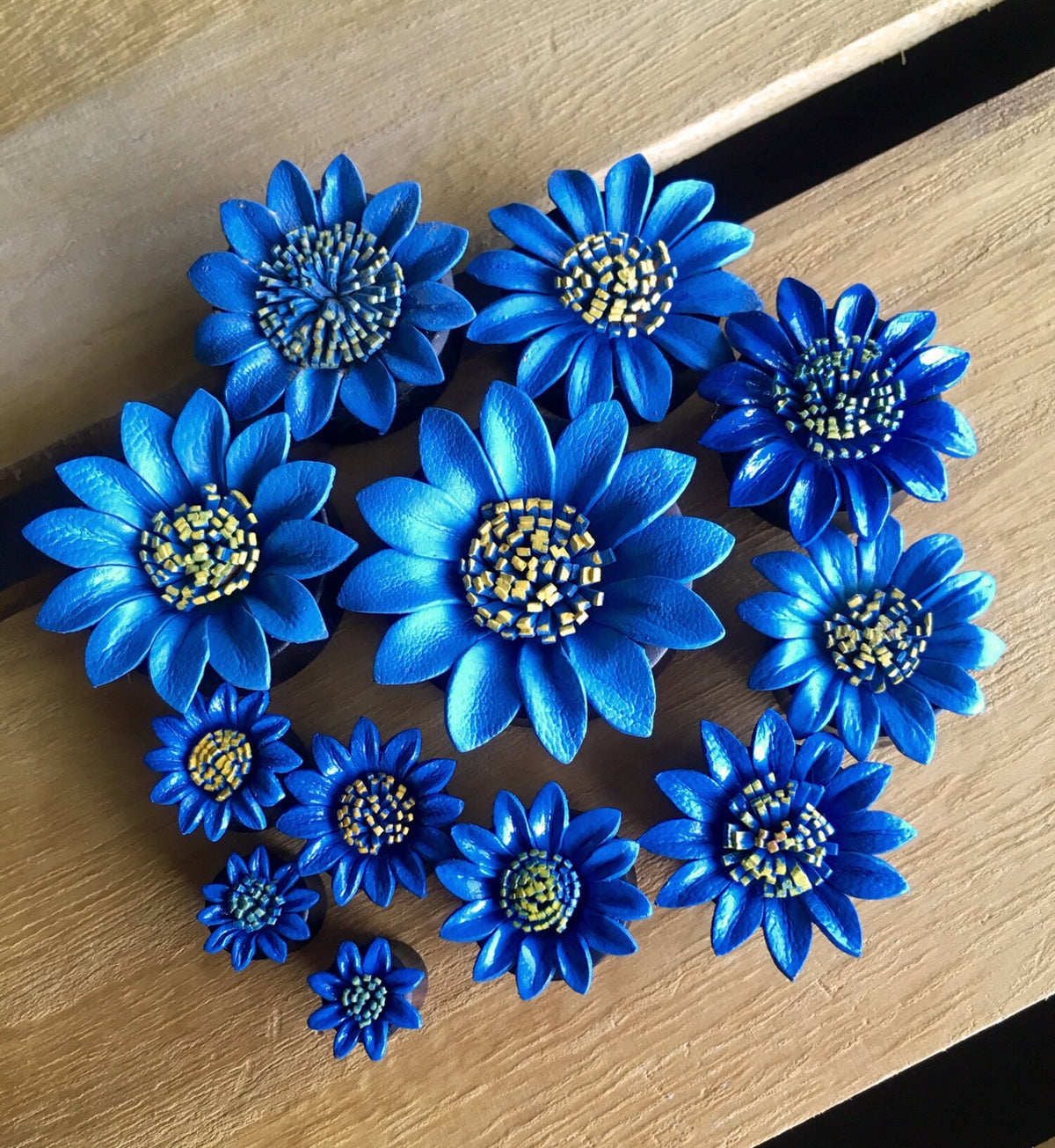 PAIR of Stunning Blue Leather Flower and Organic Horn Plugs - Gauges 0g (8mm) up to 1&1/4" (32mm) available!