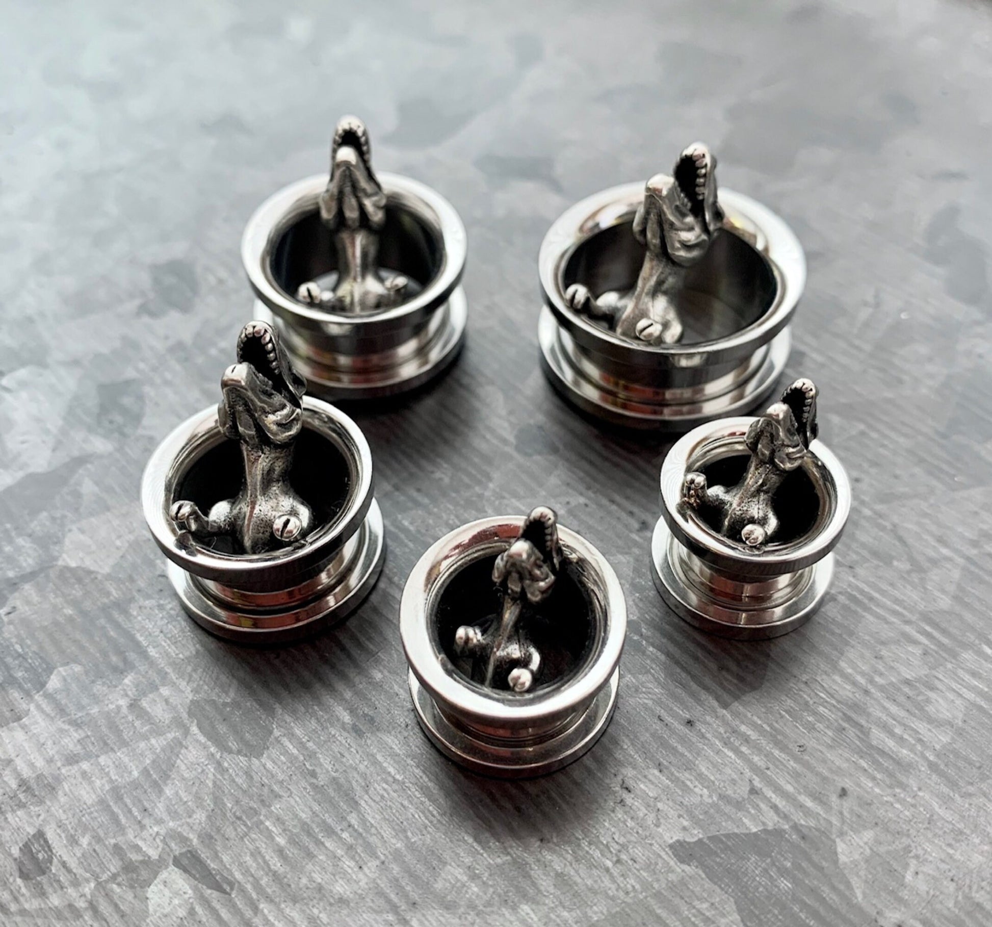 PAIR of Unique T-Rex Surgical Steel Screw Fit Tunnels/Plugs - Gauges 00g (10mm) up to 3/4" (19mm) available!
