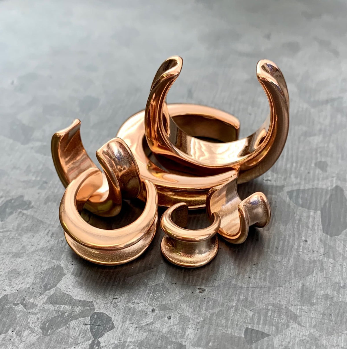 Pair of Beautiful Rose Gold Saddle Surgical Steel Ear Spreaders Hanger-Tunnels/Plugs - Gauges 00g (10mm) thru 1" (25mm) available!