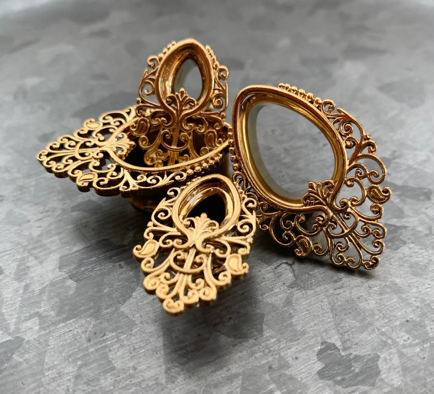 PAIR of Elegant Filigree Teardrop Double Flare Tunnels/Plugs in Silver or Gold - Gauges 0g (8mm) thru 5/8" (16mm) available!
