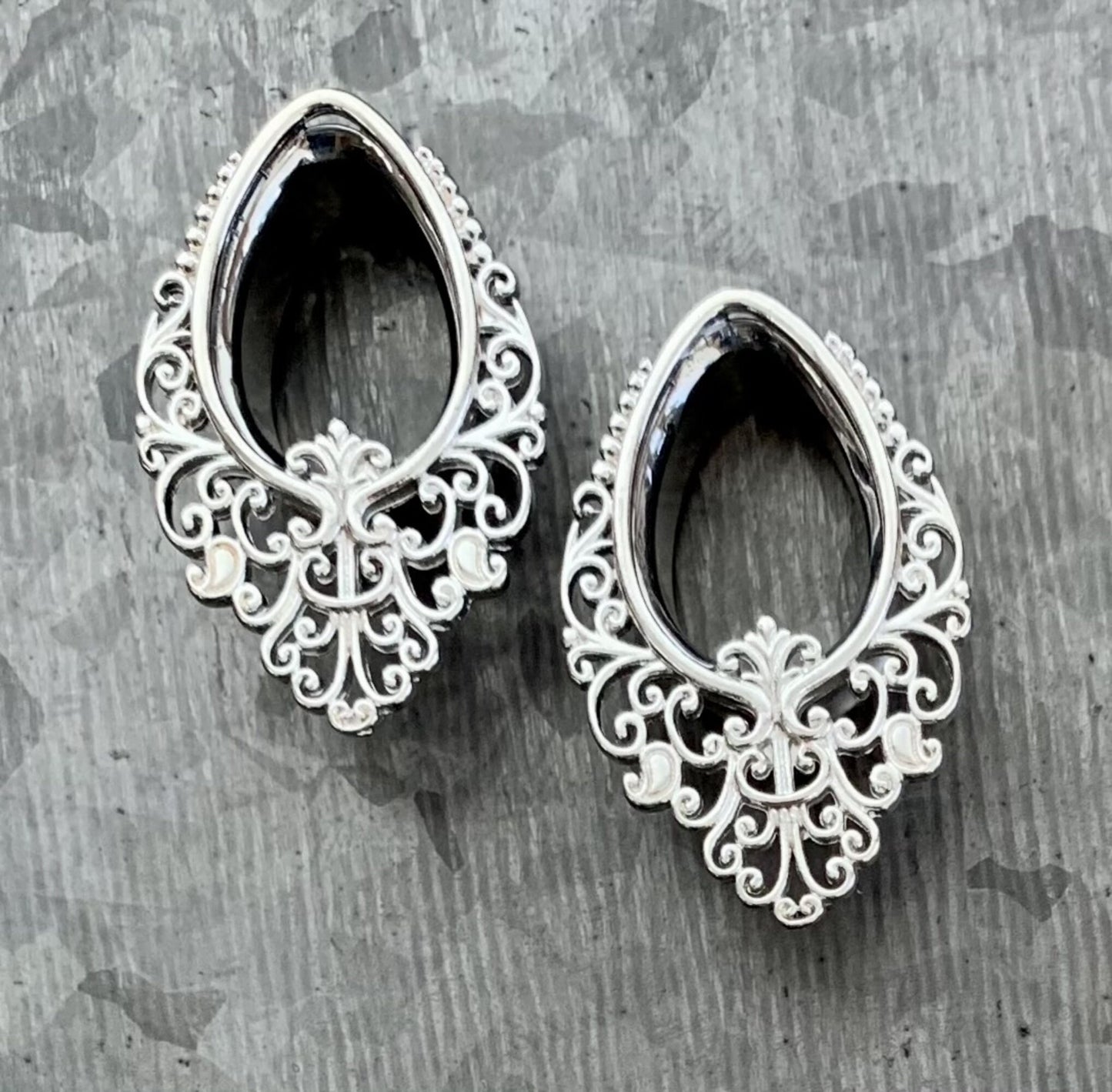 PAIR of Elegant Filigree Teardrop Double Flare Tunnels/Plugs in Silver or Gold - Gauges 0g (8mm) thru 5/8" (16mm) available!